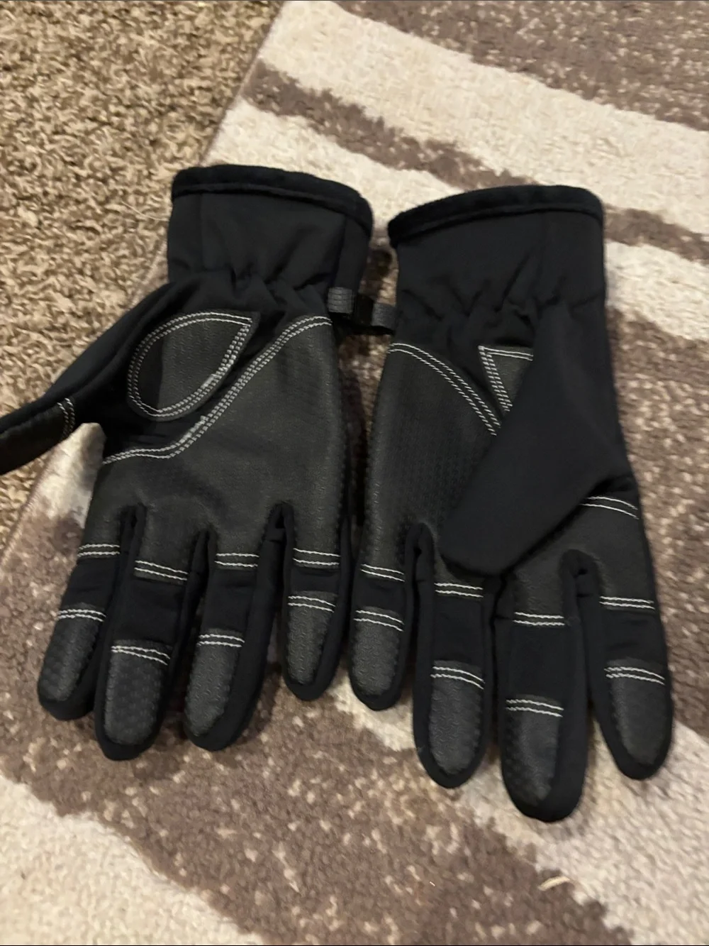 Black Women's Touchscreen Winter Gloves